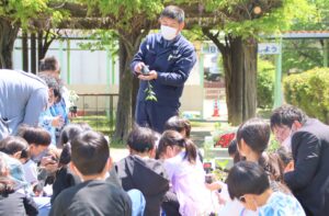 JA 海部東農業協同組合（あまひがし） -大きな野菜を育てよう 神守小学校で夏野菜苗の定植体験